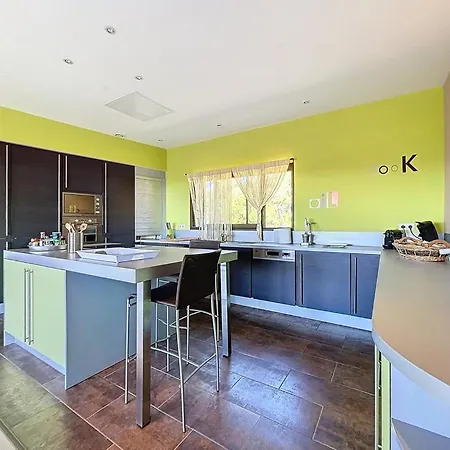 Villa Dalenassara, 14 Pers, Piscine Chauffee, 2 Min En Voiture *